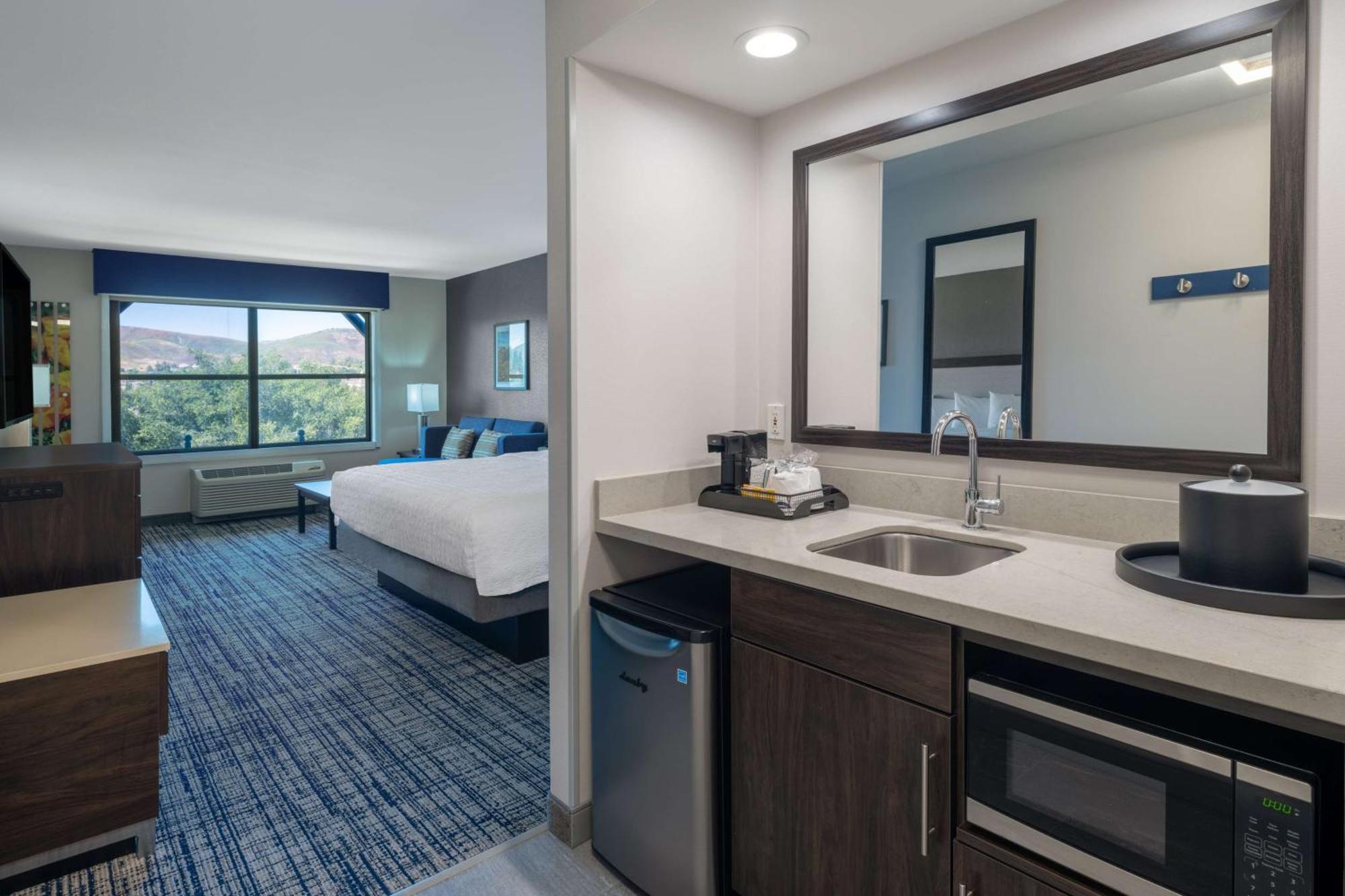 Hampton Inn & Suites Агура Хилс Екстериор снимка